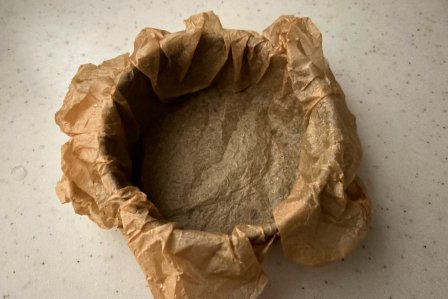 セットしたケーキ型