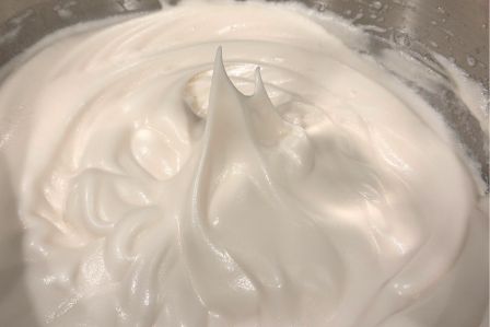 角がたったメレンゲ