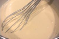 生クリームを加えた生地